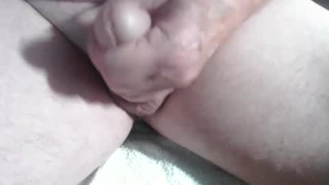 Snapshot of handyman33x chatting on November 15, 2025, 2:02 pm Handyman online show from November 15, 2025, 2:02 pm