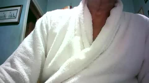 handymanforyou177322 online show from June 15, 2026, 9:28 pm