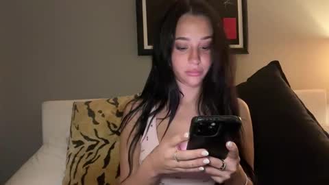 Vanessa online show from June 11, 2026, 3:15 am