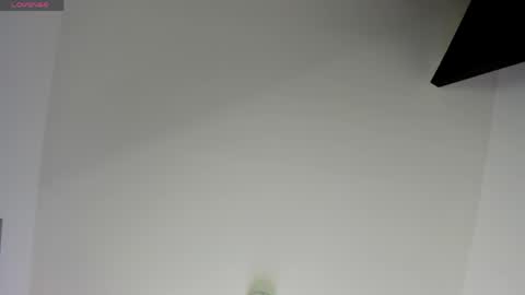 Hanna Baker online show from April 22, 2026, 3:02 pm