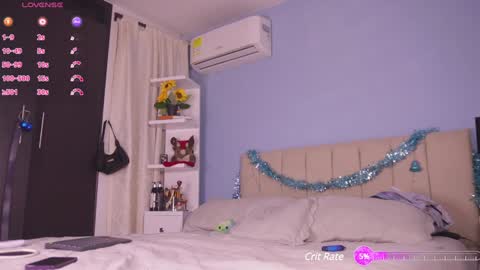 Snapshot of hanna_chris chatting on December 12, 2024, 3:54 am HANNA online show from December 12, 2024, 3:54 am