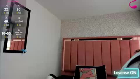  H A N N A  online show from March 11, 2026, 7:42 pm