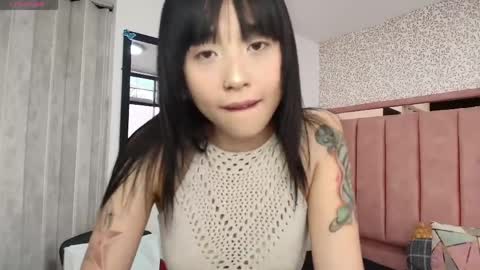  H A N N A  online show from April 6, 2026, 7:48 pm