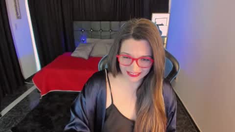 Snapshot of hanna_ma chatting on October 15, 2025, 2:39 pm hanna_ma online show from October 15, 2025, 2:39 pm