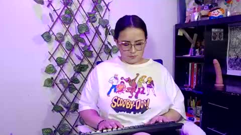 hanna_moons online show from July 7, 2026, 7:23 am