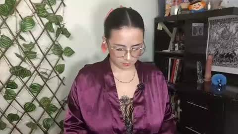 hanna_moons online show from July 17, 2026, 3:57 am