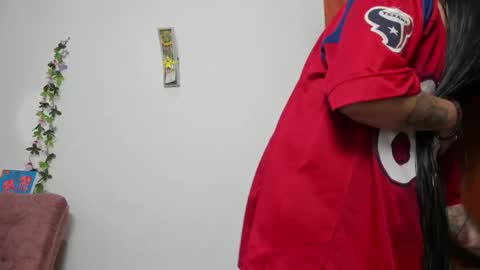 Camila online show from January 2, 2025, 5:50 pm