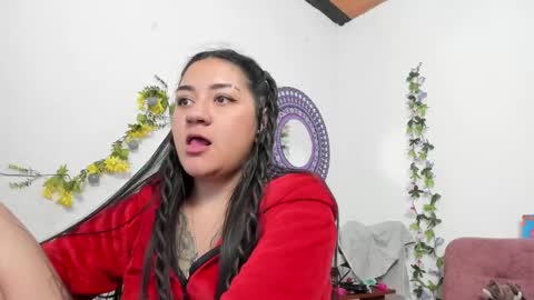 Camila online show from January 22, 2025, 9:43 pm