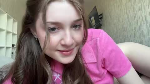 Snapshot of hanna_webber chatting on June 3, 2026, 8:50 am hanna_webber online show from June 3, 2026, 8:50 am