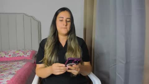 Snapshot of hannaa86 chatting on March 7, 2026, 1:35 am Hanna online show from March 7, 2026, 1:35 am