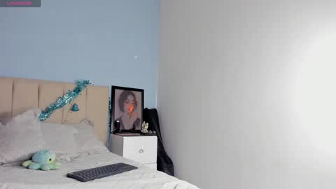 Snapshot of hannachris chatting on December 13, 2024, 4:00 am Hanna online show from December 13, 2024, 4:00 am