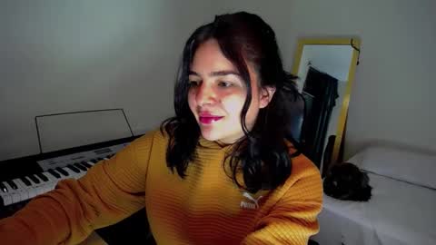 Snapshot of hannaconor chatting on December 23, 2024, 3:07 am Aurora Sky online show from December 23, 2024, 3:07 am