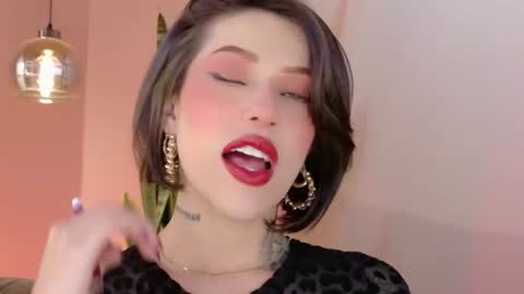 Snapshot of hannah_borbon_ chatting on June 14, 2026, 2:24 am Hannah online show from June 14, 2026, 2:24 am