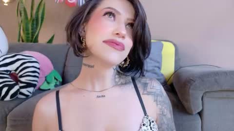Snapshot of hannah_borbon_ chatting on July 4, 2026, 9:21 pm Hannah online show from July 4, 2026, 9:21 pm