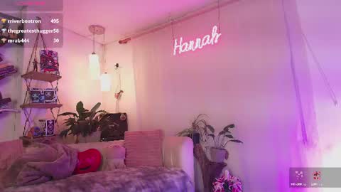 Snapshot of hannah_lovee chatting on July 7, 2026, 7:23 am hannah_lovee online show from July 7, 2026, 7:23 am