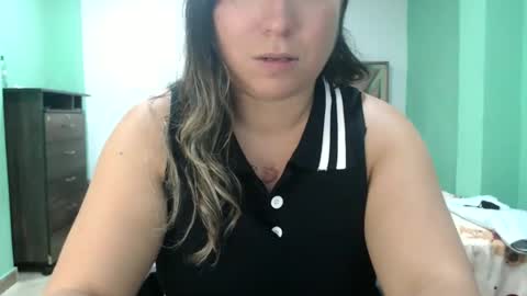 hannahevans2 online show from June 7, 2026, 1:10 am