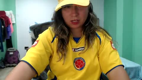hannahevans2 online show from July 4, 2026, 12:39 am
