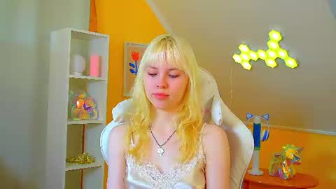 Hannah online show from July 16, 2026, 6:08 am
