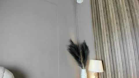 HannaPaola online show from February 27, 2026, 10:32 pm