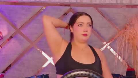 hannaprada1 online show from June 30, 2026, 11:33 am