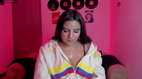 sofia online show from July 3, 2026, 11:33 pm