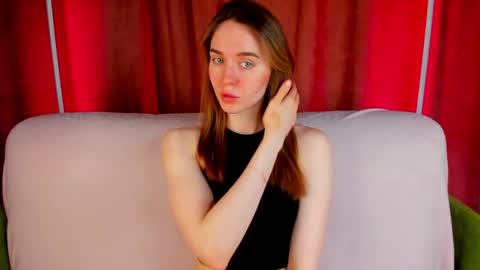 Snapshot of hannavanilla chatting on March 18, 2026, 8:17 am Hannavanilla online show from March 18, 2026, 8:17 am