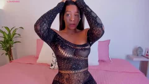 Snapshot of hannawilliams_ chatting on December 4, 2025, 9:01 pm Hanna Williams online show from December 4, 2025, 9:01 pm
