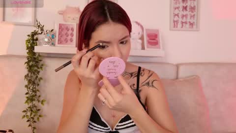 Snapshot of hanni_dulce chatting on April 22, 2026, 12:28 pm Yumii online show from April 22, 2026, 12:28 pm