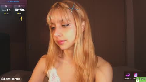 Hannie  online show from April 11, 2026, 7:07 pm