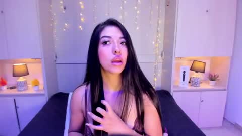 hannyk_ online show from July 19, 2026, 4:16 am