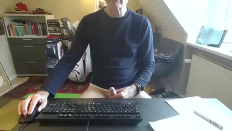 Snapshot of hanse_1 chatting on March 23, 2026, 6:50 am Hanse online show from March 23, 2026, 6:50 am