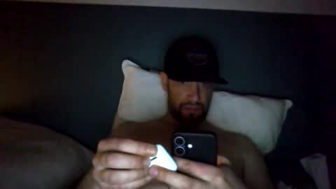 hansjegezoien online show from April 15, 2026, 8:31 pm