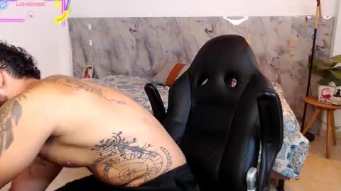 Snapshot of hanz_col chatting on December 2, 2025, 11:48 am hanz_col online show from December 2, 2025, 11:48 am