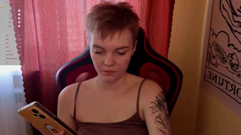 Snapshot of haori_chan chatting on October 12, 2025, 9:30 am Haori online show from October 12, 2025, 9:30 am