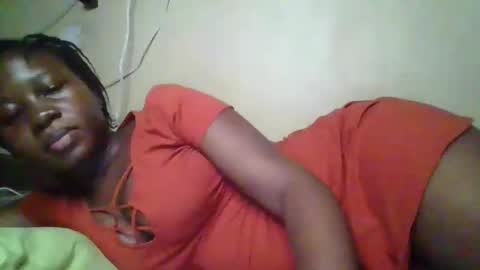 Snapshot of happy_dimple chatting on September 19, 2025, 8:42 pm happy_dimple online show from September 19, 2025, 8:42 pm