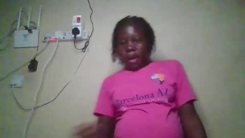 Snapshot of happy_dimple chatting on November 15, 2025, 10:04 pm happy_dimple online show from November 15, 2025, 10:04 pm