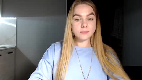 Snapshot of happy_fox_ chatting on March 12, 2025, 11:01 pm happy_fox_ online show from March 12, 2025, 11:01 pm