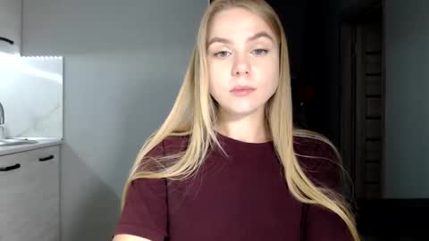 Snapshot of happy_fox_ chatting on September 23, 2025, 9:18 pm happy_fox_ online show from September 23, 2025, 9:18 pm