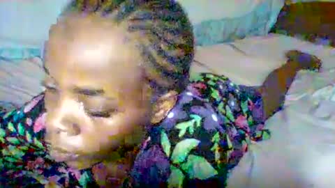 Snapshot of happy_kesh chatting on February 4, 2025, 9:52 pm happy_kesh online show from February 4, 2025, 9:52 pm