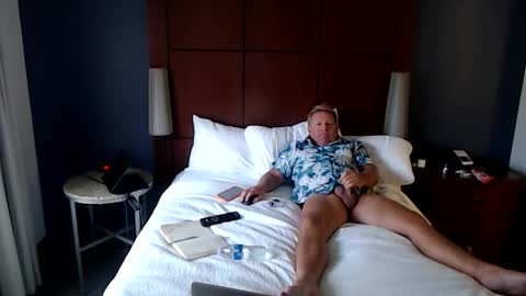 Snapshot of hardblondcouplehawaii chatting on November 19, 2025, 5:57 pm Steele and Cassie online show from November 19, 2025, 5:57 pm