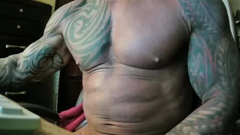 Snapshot of hardbody205a chatting on April 21, 2026, 4:41 am hardbody205a online show from April 21, 2026, 4:41 am