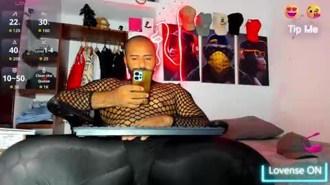 Snapshot of hardboy_latin chatting on November 16, 2025, 2:50 am hardboy_latin online show from November 16, 2025, 2:50 am