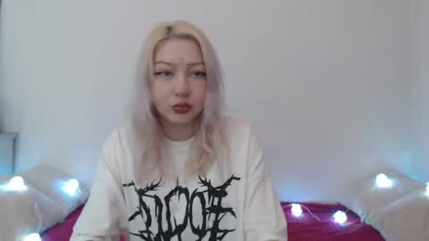 Emily online show from July 18, 2026, 9:07 pm