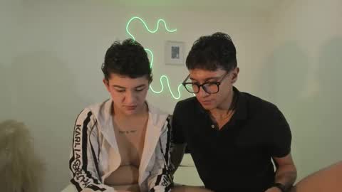 Snapshot of hardcoreheat_ind chatting on March 1, 2026, 1:07 am kade and demi independent models online show from March 1, 2026, 1:07 am