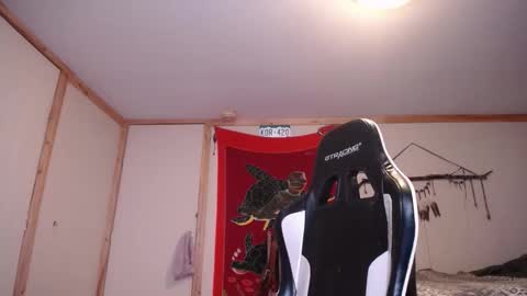 Snapshot of harddick19966 chatting on February 9, 2026, 6:23 pm Austin online show from February 9, 2026, 6:23 pm