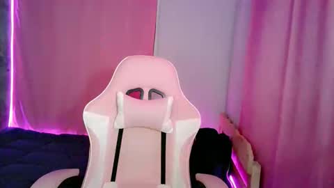 Snapshot of hardfox_xoxo chatting on February 21, 2026, 10:38 am mj online show from February 21, 2026, 10:38 am