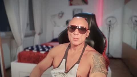 Snapshot of hardmattsteel chatting on September 24, 2025, 12:52 pm MATTSTEEL - ITALIAN STALLION online show from September 24, 2025, 12:52 pm