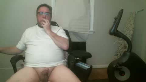 Snapshot of hardmik chatting on February 6, 2026, 7:34 am Mik online show from February 6, 2026, 7:34 am