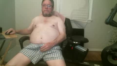 Snapshot of hardmik chatting on February 10, 2026, 8:07 am Mik online show from February 10, 2026, 8:07 am