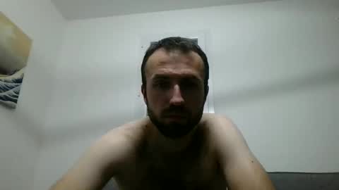 Mika online show from April 17, 2026, 11:30 pm